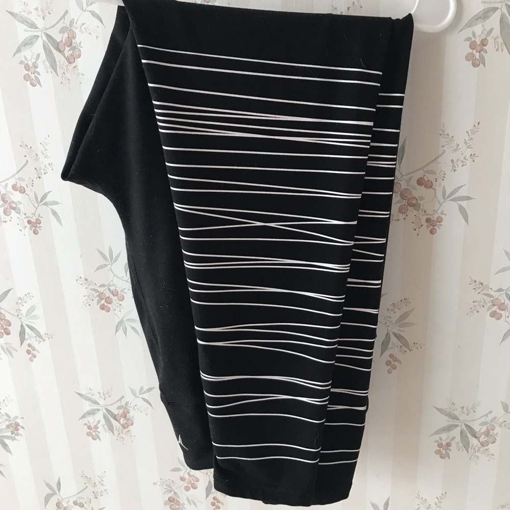 Old navy athletic leggings